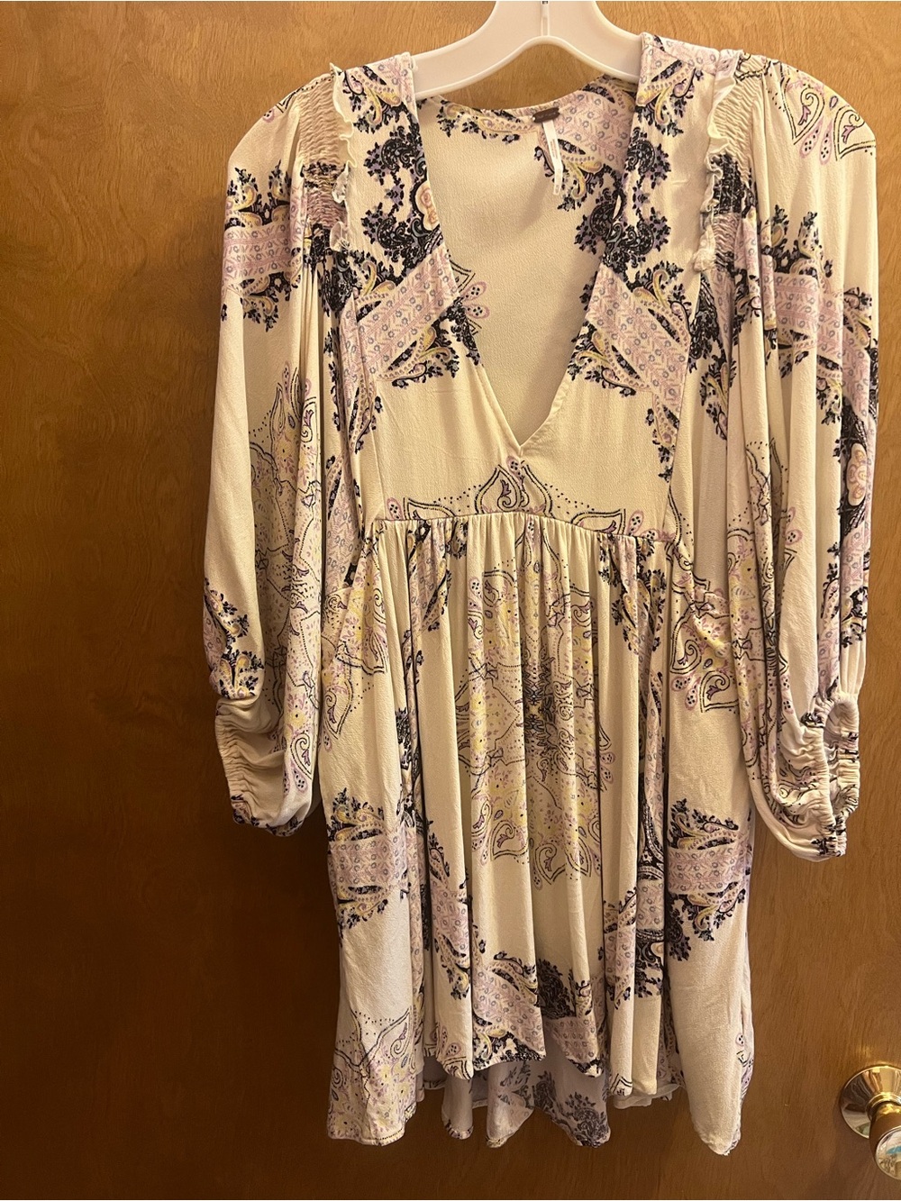Free People Girl Talk Tunic Top in Ivory Combo, deep V neck, great pockets, EUC - Picture 7 of 12